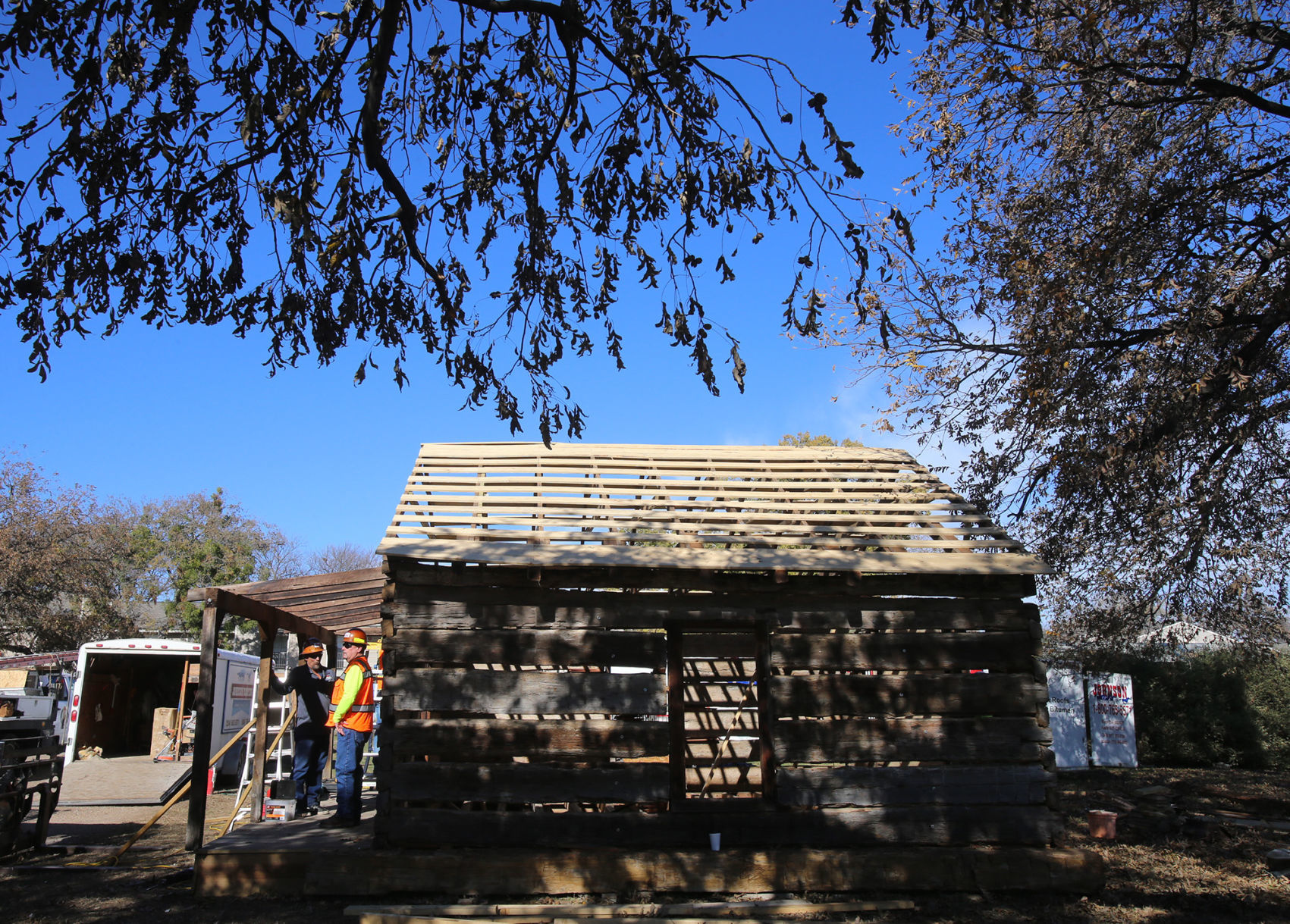 log cabin - side view